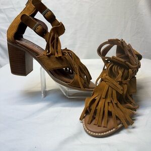 Jeffrey Campbell Dodge Brown Suede Fringe Sandals Block Heel Back Zippers BOHO